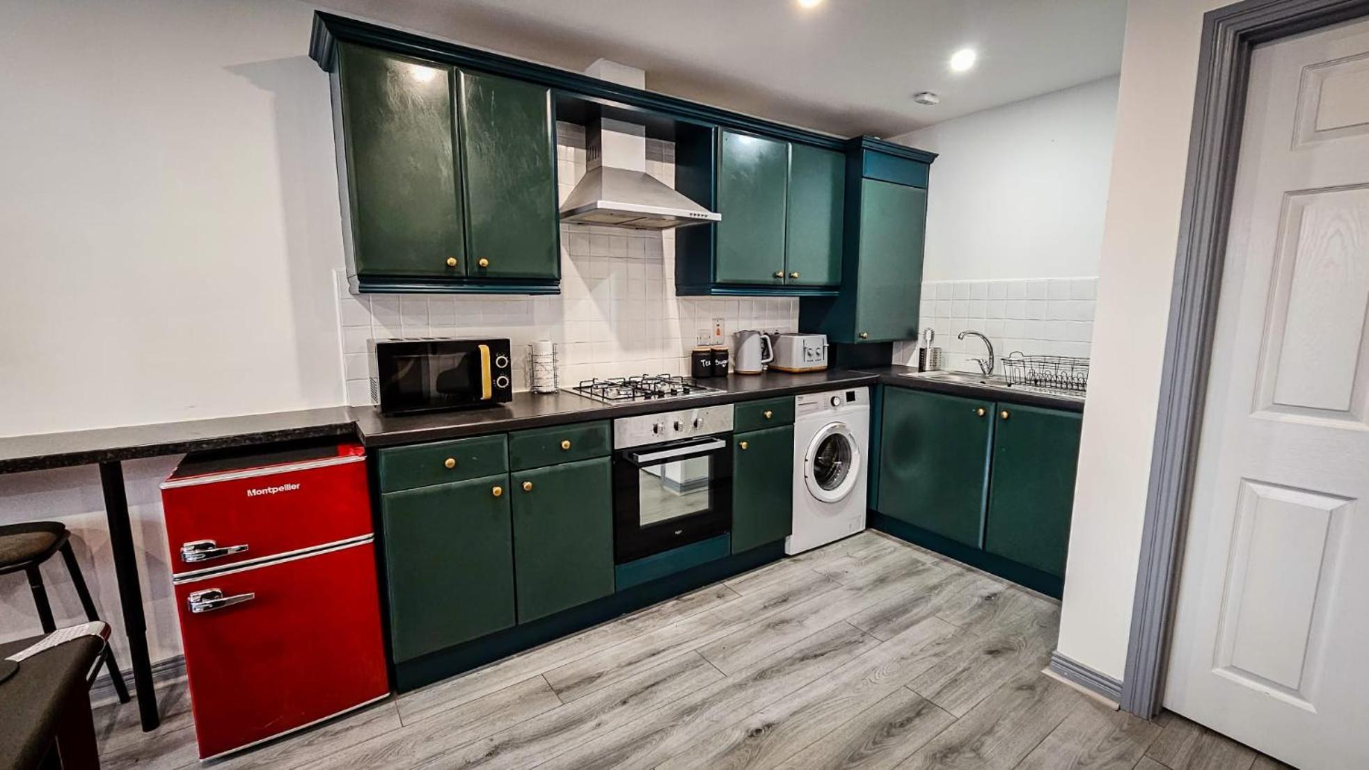 Modern City Centre Apartment Белфаст Экстерьер фото